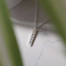 Load image into Gallery viewer, E Hoa Necklace Silver
