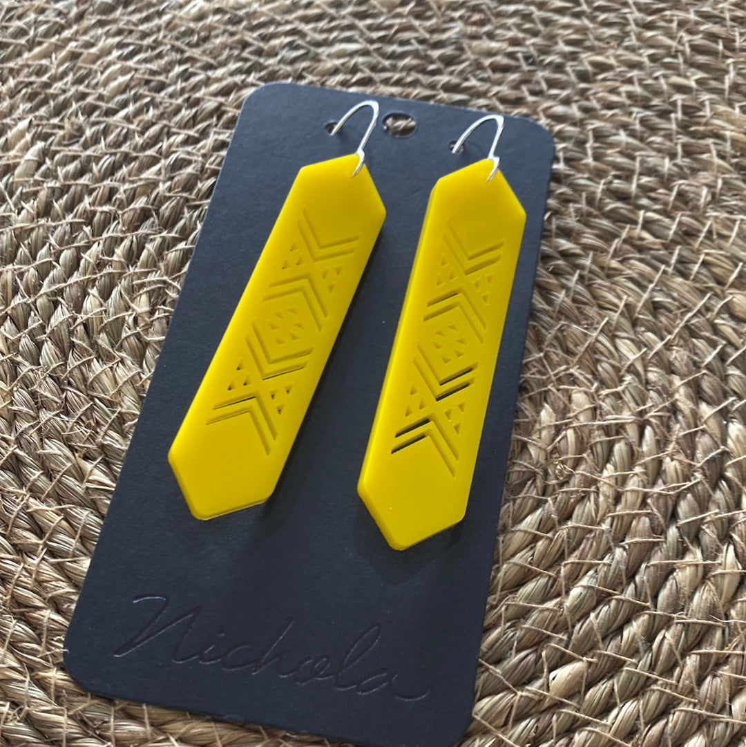 Nichola Earrings - Tāniko / Yellow Solid