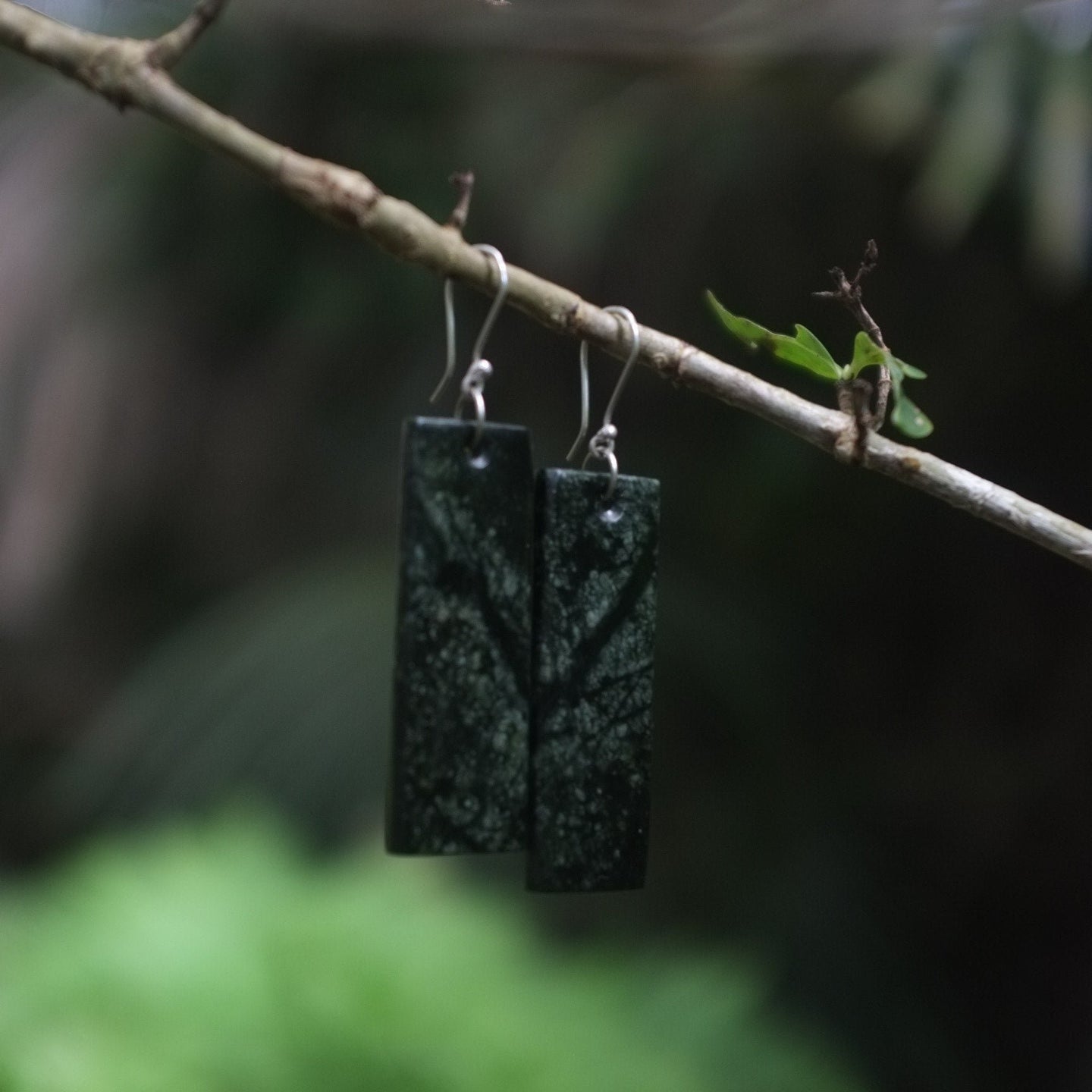 Pounamu - Roimata Earrings - (Large)