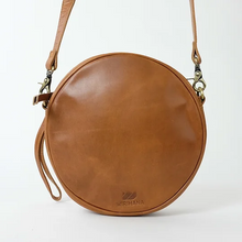 Load image into Gallery viewer, Canteen crossbody in vintage tan
