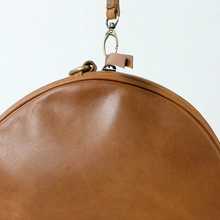 Load image into Gallery viewer, Canteen crossbody in vintage tan
